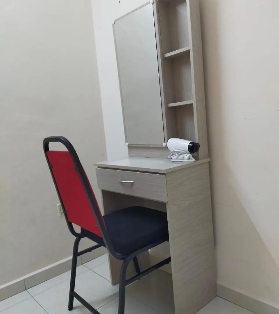 Cheerful 3-Bedroom Residential Home With Free Wifi Butterworth